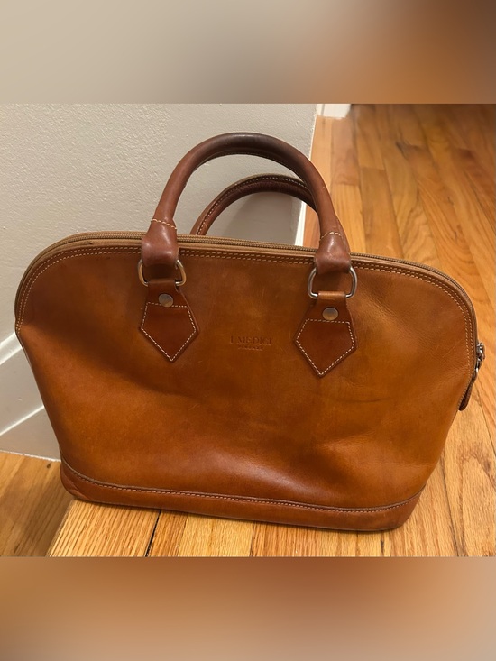 I Medici Handbags - Authentic I Medici Firenze Italian Leather Handbag (Model IM2500).